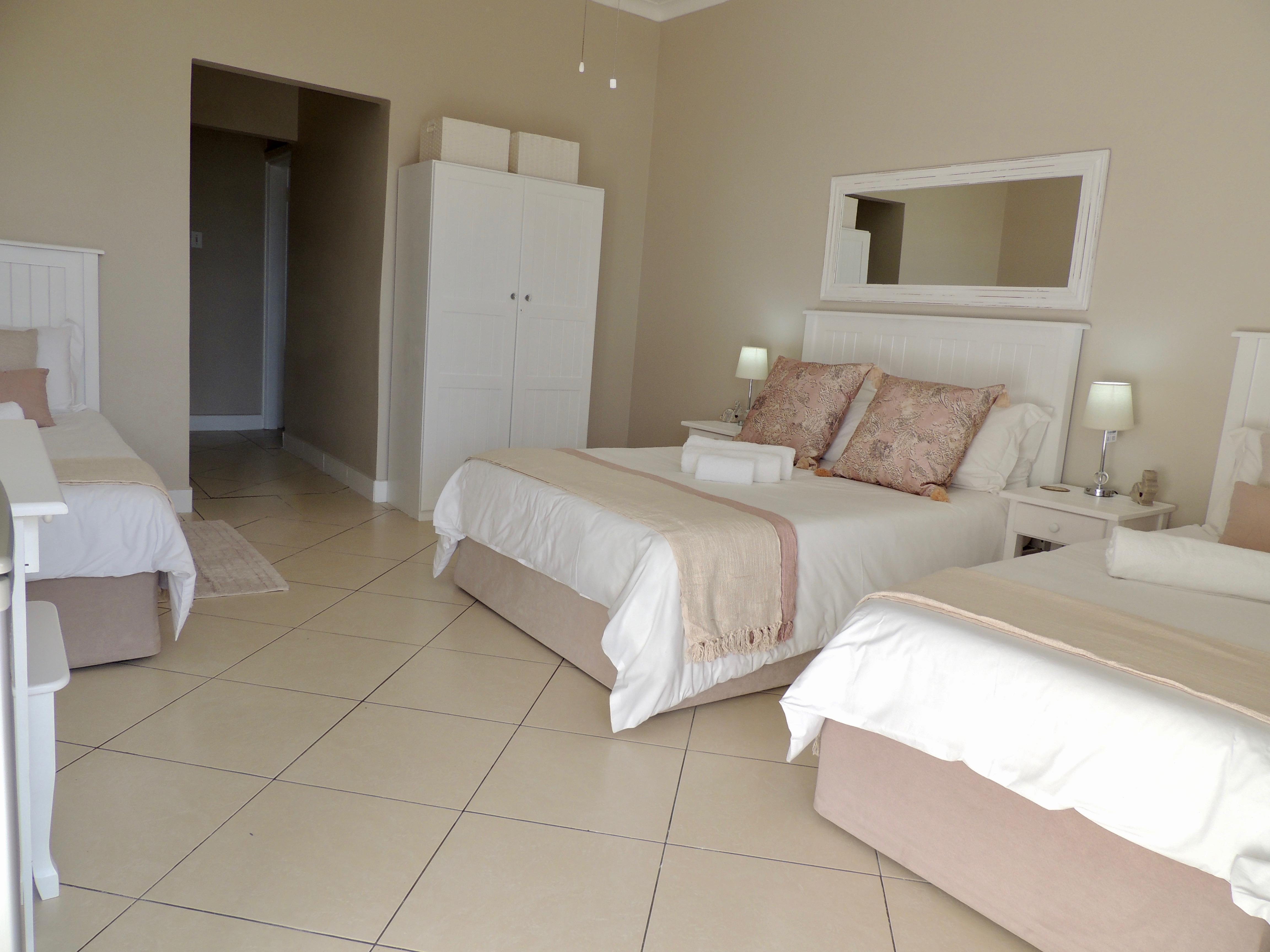 La Mer Guesthouse Port Elizabeth Exterior photo