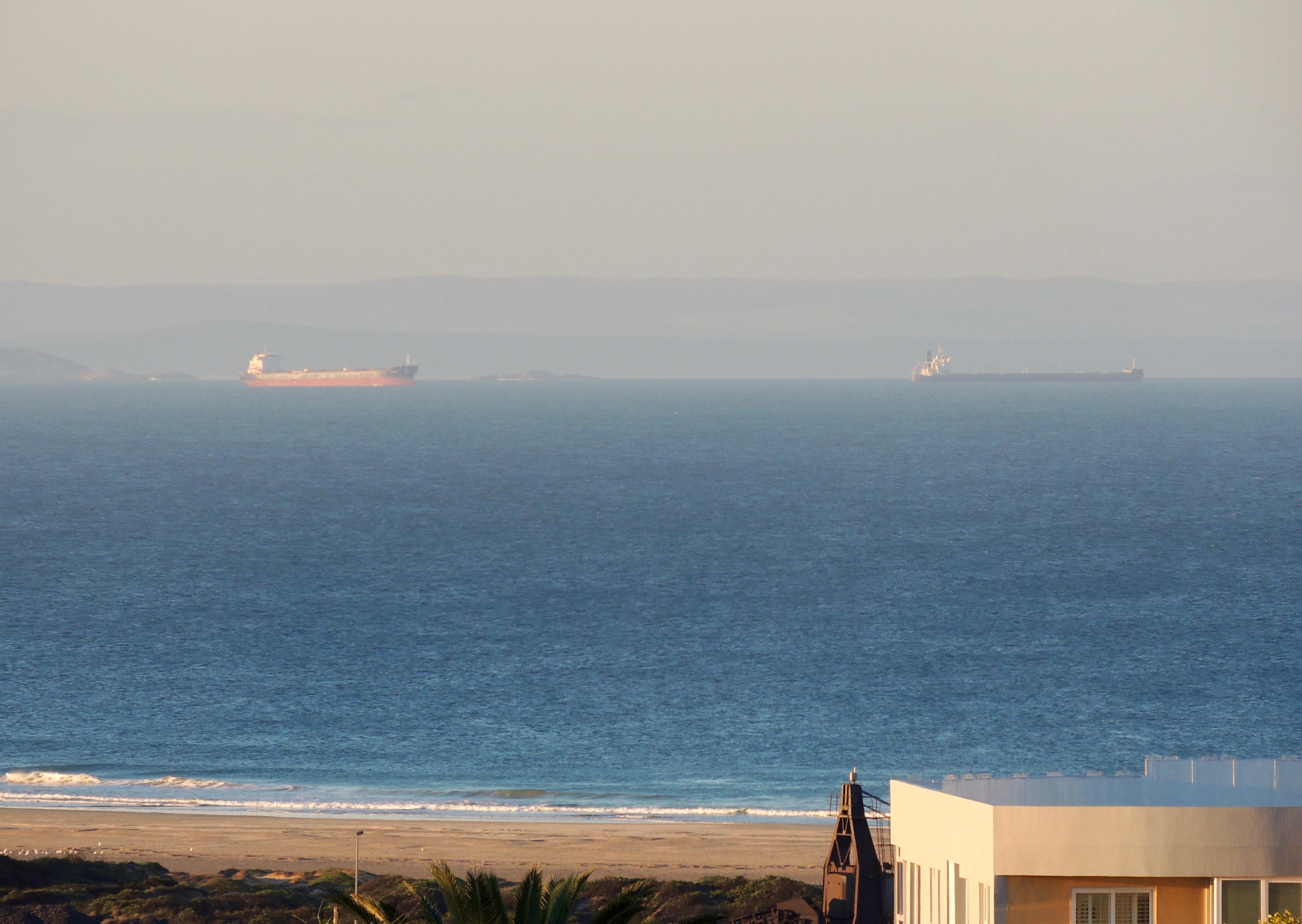 La Mer Guesthouse Port Elizabeth Exterior photo